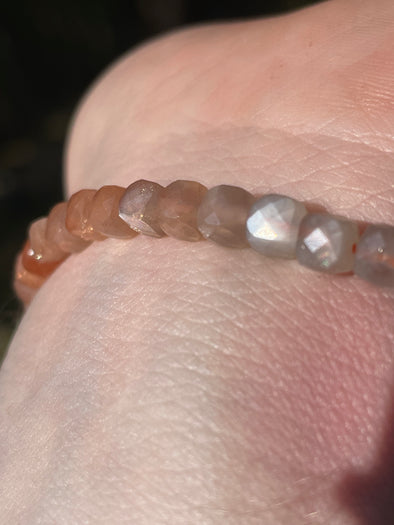 Sunstone & Moonstone| Faceted | 4mm | Bead Bracelets